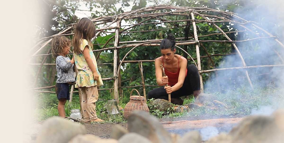 Preparación de medicina ancestral junto al temazcal